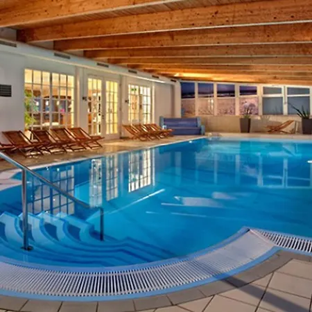 Vier Jahreszeiten (adults Only)