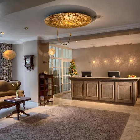 Vier Jahreszeiten (adults Only)