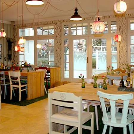 Vier Jahreszeiten (adults Only) 4* 宾茨
