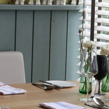 Vier Jahreszeiten (adults Only) 4*