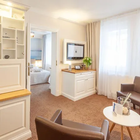 Vier Jahreszeiten (adults Only)