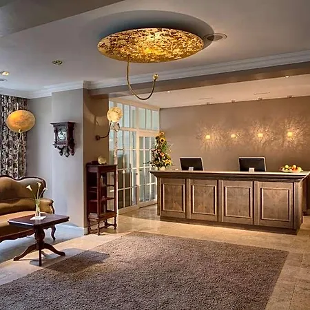 Vier Jahreszeiten (adults Only) Hotell 4*