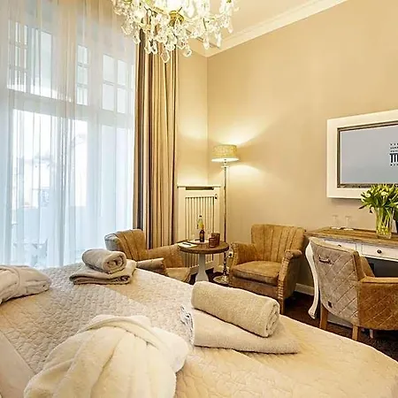 Hotell Vier Jahreszeiten (adults Only)
