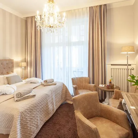 Vier Jahreszeiten (adults Only) Отель
