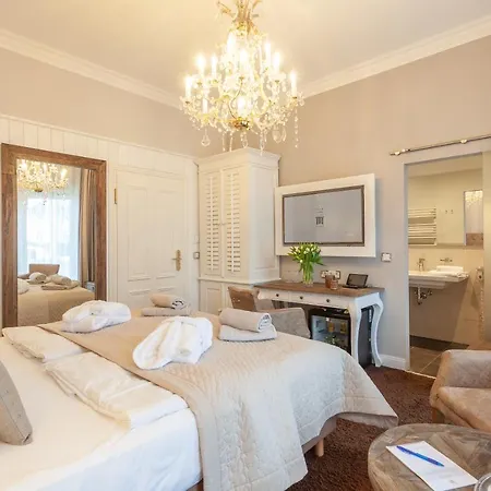 Hotel Vier Jahreszeiten (adults Only)